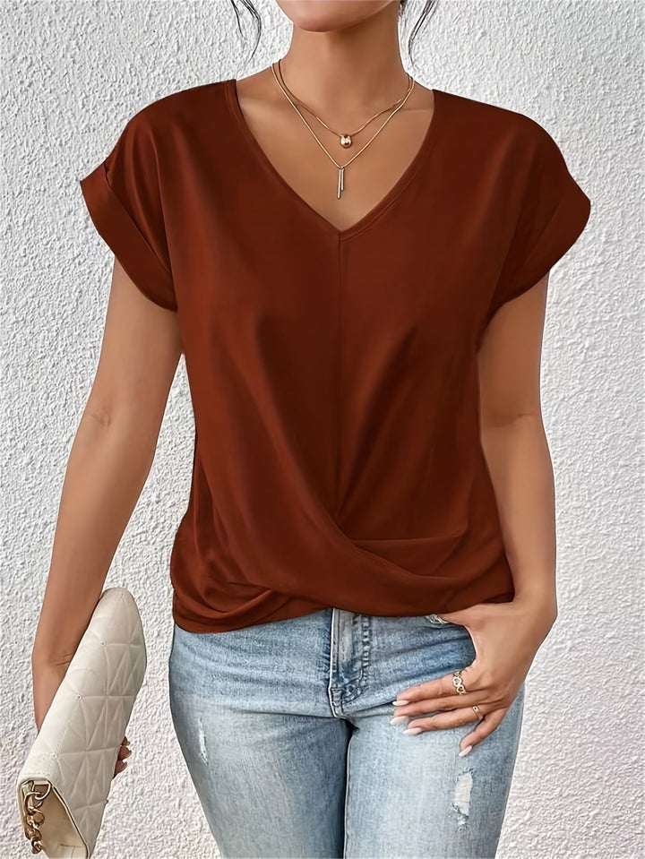 Zoe - The V-Neck Relaxed Fit T-Shirt Zenvora