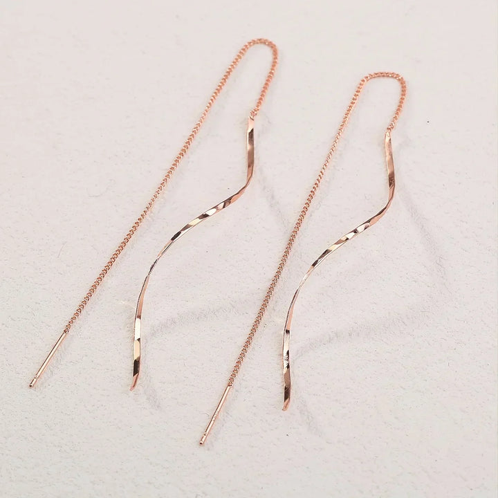 Jane | Long Earrings with Wavy Design