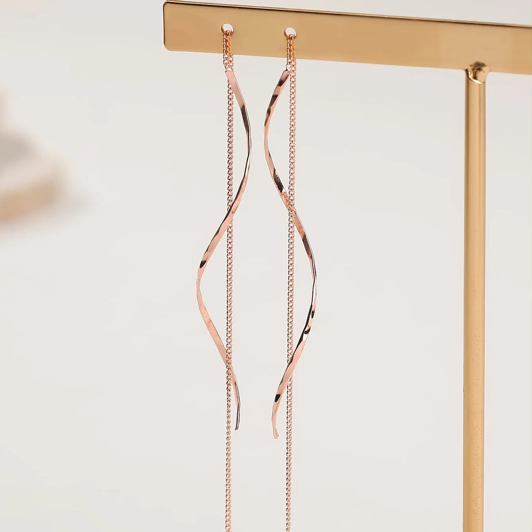 Jane | Long Earrings with Wavy Design