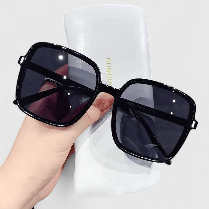 Destinie | Elegant Sunglasses Black
