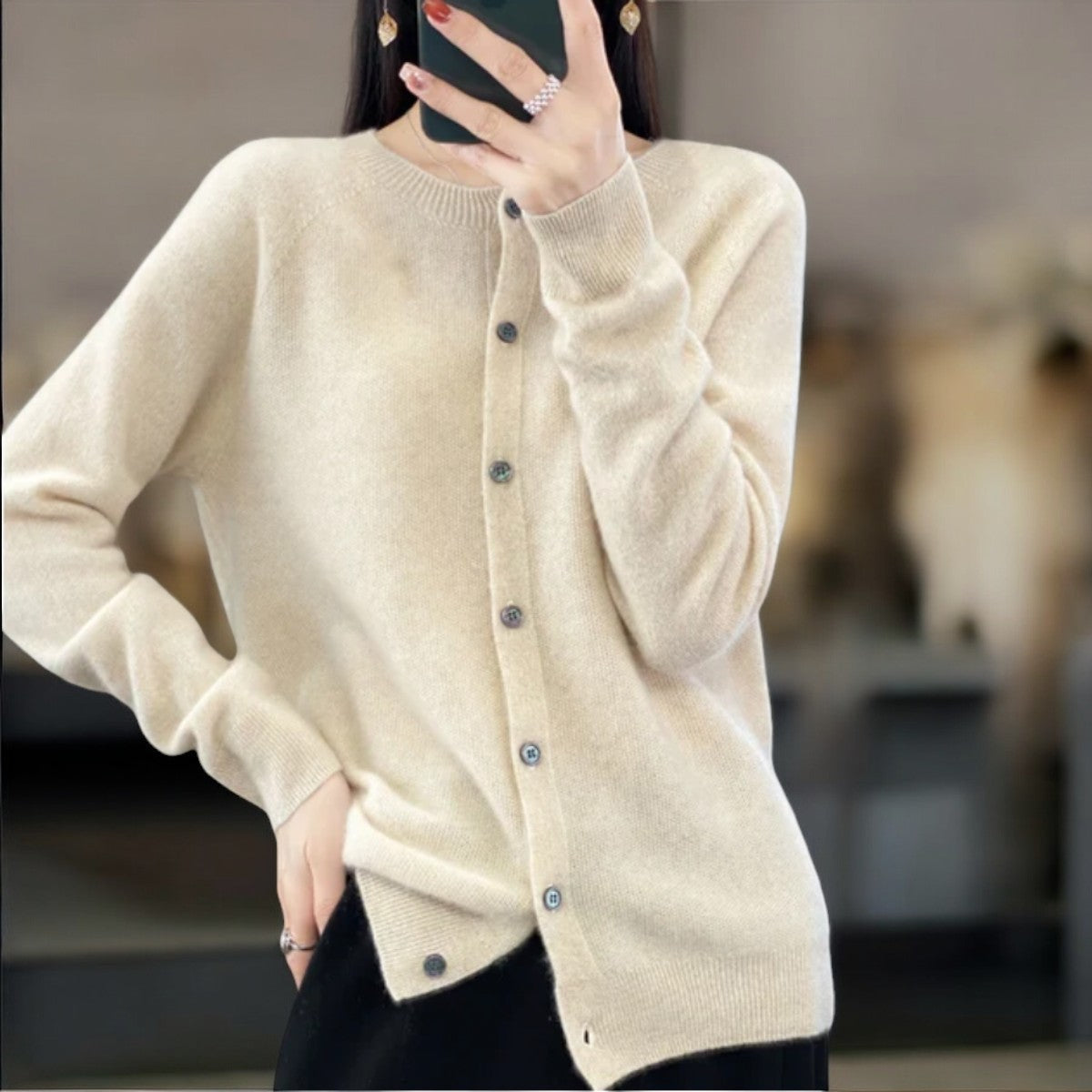 Elegante Knoopjes Cardigan Zenvora