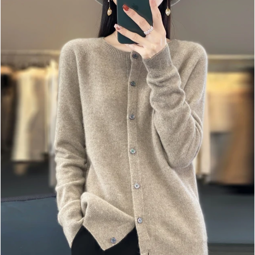 Elegante Knoopjes Cardigan Zenvora