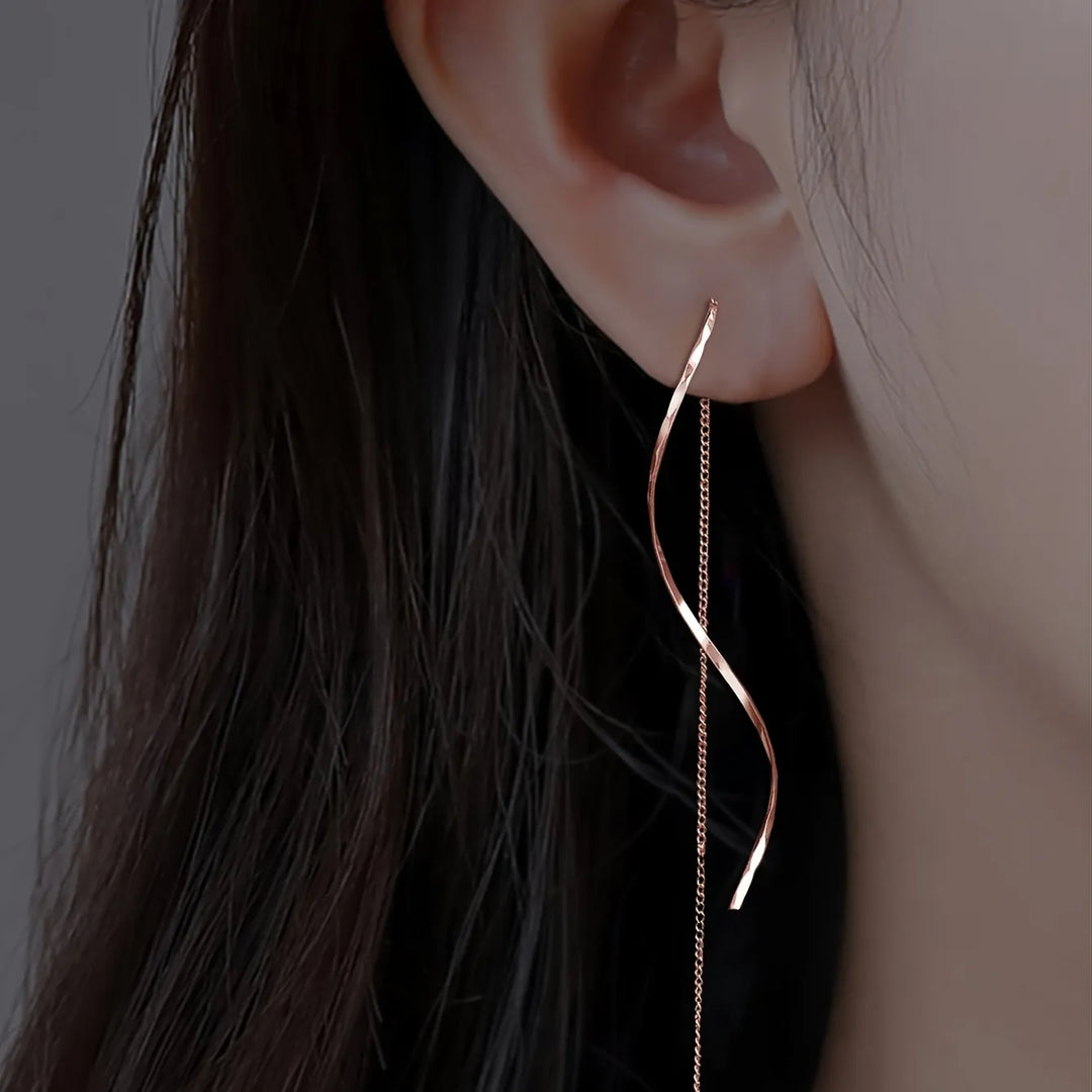 Jane | Long Earrings with Wavy Design