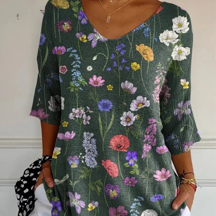 Chic Autumn Leaf Motif Printed Women's Relaxed Fit Sweater Knit Zenvora