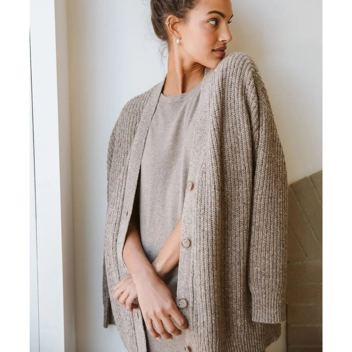Elegante Knopen Cardigan Zenvora